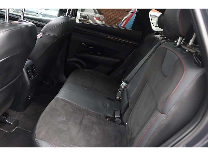 Hyundai 1.6 H T-GDI N LINE S SUV 5DR PETROL HYBRID AUTO SUNROOF HEATED SEATS SAT NAV BLUETOOTH APPLE CARPLAY REAR CAMERA PARKING AIDS 1 OWNER 64000 MILES FSH 72-74 Mitcham Road