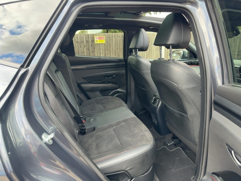 Hyundai 1.6 H T-GDI N LINE S SUV 5DR PETROL HYBRID AUTO SUNROOF HEATED SEATS SAT NAV BLUETOOTH APPLE CARPLAY REAR CAMERA PARKING AIDS 1 OWNER 64000 MILES FSH 72-74 Mitcham Road