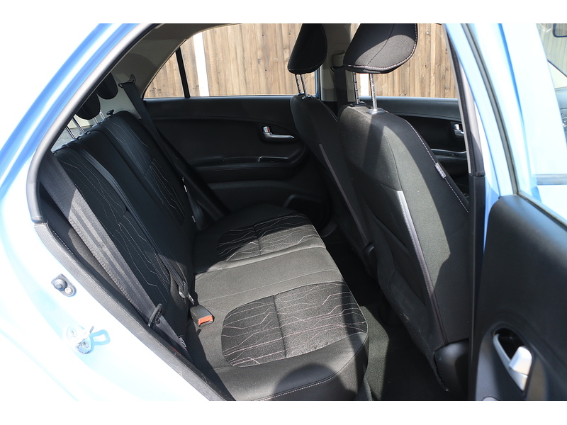 Kia 1.25 2 HATCHBACK 5DR PETROL AUTO BLUETOOTH AUX/USB INPUT AIR CON SAME LADY OWNER FOR 3 YEARS ONLY 60000 MILES SH NO ULEZ CHARGE 72-74 Mitcham Road