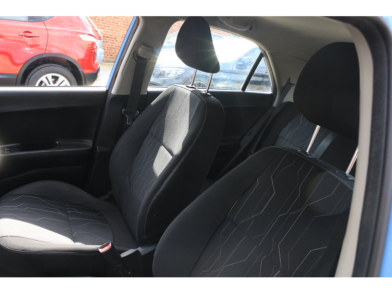Kia 1.25 2 HATCHBACK 5DR PETROL AUTO BLUETOOTH AUX/USB INPUT AIR CON SAME LADY OWNER FOR 3 YEARS ONLY 60000 MILES SH NO ULEZ CHARGE 72-74 Mitcham Road