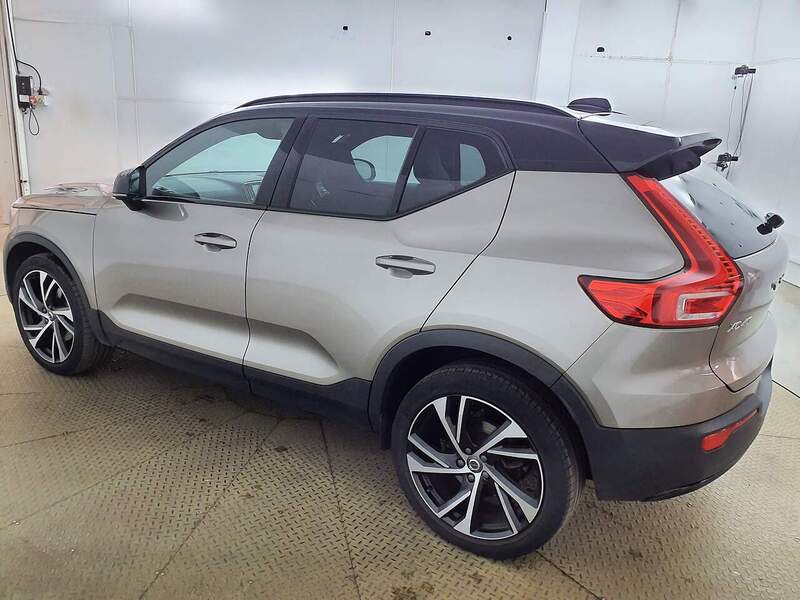 Volvo 2.0 B4 MHEV ULTIMATE SUV 5DR PETROL HYBRID DCT AUTO SUNROOF HEATED SEATS SATNAV BLUETOOTH DAB STEREO REAR CAMERA PARKING AIDS 2 OWNERS 56000 MILES FSH 72-74 Mitcham Road