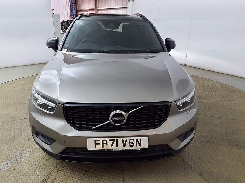 Volvo 2.0 B4 MHEV ULTIMATE SUV 5DR PETROL HYBRID DCT AUTO SUNROOF HEATED SEATS SATNAV BLUETOOTH DAB STEREO REAR CAMERA PARKING AIDS 2 OWNERS 56000 MILES FSH 72-74 Mitcham Road
