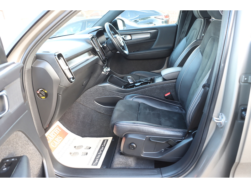 Volvo 2.0 B4 MHEV ULTIMATE SUV 5DR PETROL HYBRID DCT AUTO SUNROOF HEATED SEATS SATNAV BLUETOOTH DAB STEREO REAR CAMERA PARKING AIDS 2 OWNERS 56000 MILES FSH 72-74 Mitcham Road