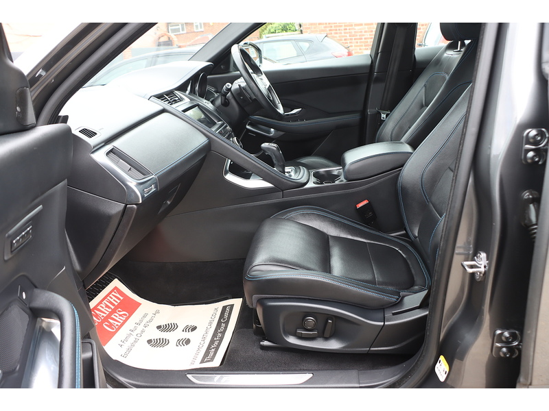 Jaguar P250 2.0 R-DYNAMIC SE SUV 5DR PETROL AWD AUTO HEATED SEATS SAT NAV BLUETOOTH DAB STEREO APPLE CARPLAY REAR CAMERA PARKING AIDS 2 OWNERS 61000 MILES SH 72-74 Mitcham Road