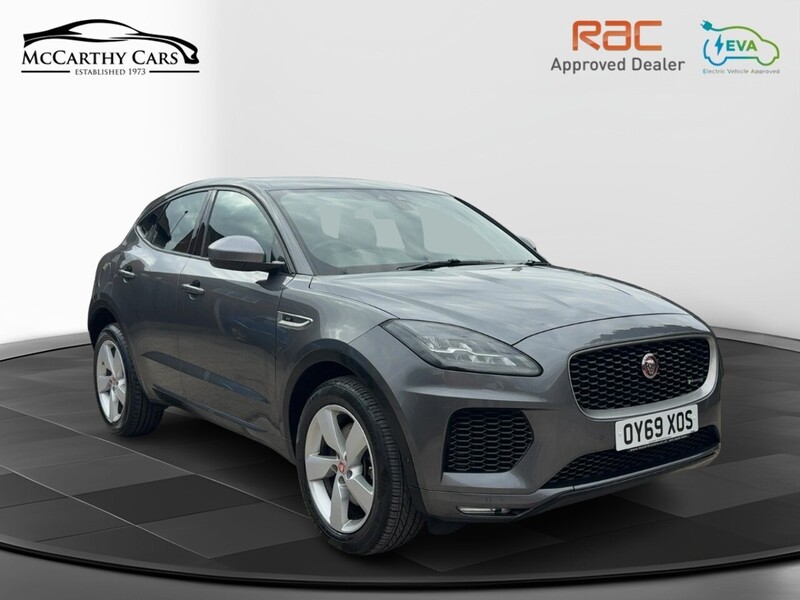 Jaguar P250 2.0 R-DYNAMIC SE SUV 5DR PETROL AWD AUTO HEATED SEATS SAT NAV BLUETOOTH DAB STEREO APPLE CARPLAY REAR CAMERA PARKING AIDS 2 OWNERS 61000 MILES SH 72-74 Mitcham Road