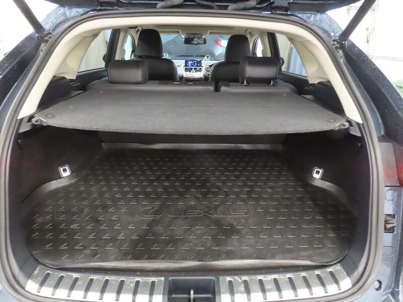 Lexus 300H 2.5 LUXURY SUV 5DR PETROL HYBRID E-CVT 4WD AUTO HEATED SEATS SAT NAV BLUETOOTH DAB STEREO REAR CAMERA PARKING AIDS JUST 2 OWNERS 77000 MILES SH 72-74 Mitcham Road