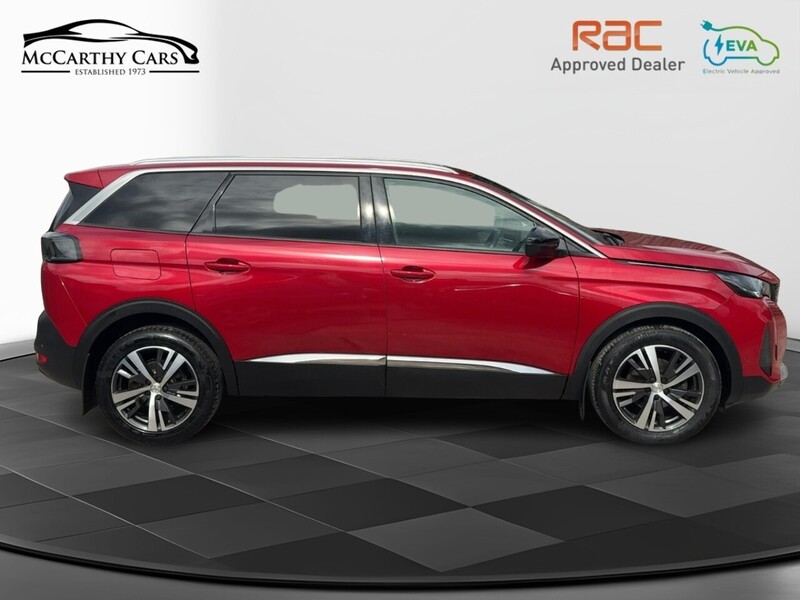Peugeot 1.2 PURETECH ALLURE SUV 5DR PETROL EAT AUTO 7 SEATER SAT NAV BLUETOOTH DAB STEREO APPLE CARPLAY REAR CAMERA PARKING AIDS 44000 MILES SH NO ULEZ CHARGE 72-74 Mitcham Road