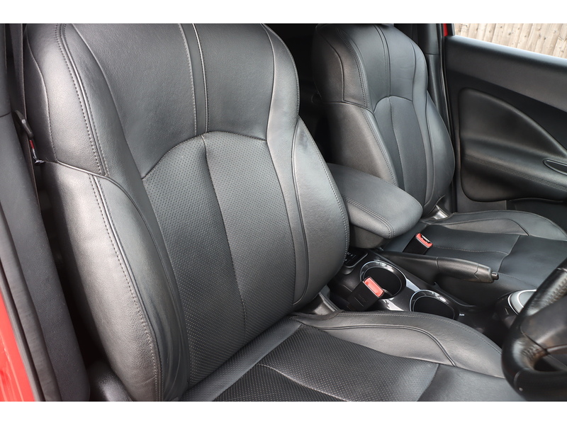 Nissan 1.6 TEKNA SUV 5DR PETROL XTRON AUTO HEATED SEATS SATNAV BLUETOOTH DAB STEREO REAR CAMERA 2 OWNERS SAME OWNER FOR 5 YEARS 42000 MILES SH NO ULEZ CHARGE 72-74 Mitcham Road
