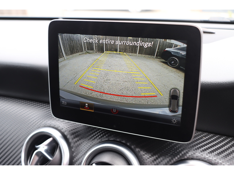 Mercedes-Benz A180 1.6 AMG LINE (PREMIUM) HATCHBACK 5DR PETROL 7G-DCT AUTO HEATED SEATS SATNAV BLUETOOTH APPLE CARPLAY REAR CAM PARKING AIDS 2 OWNERS 71000 MILES SH 72-74 Mitcham Road