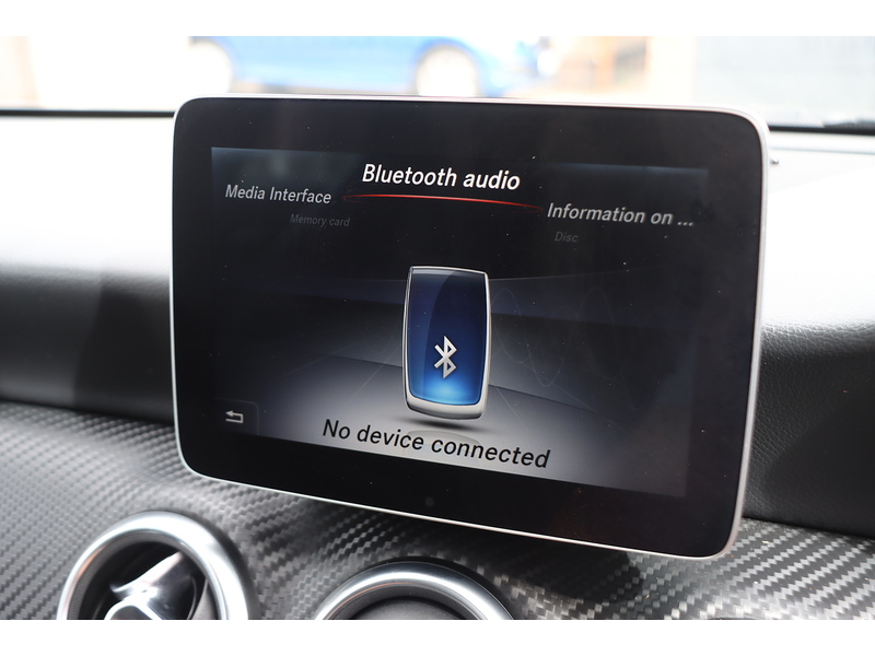 Mercedes-Benz A180 1.6 AMG LINE (PREMIUM) HATCHBACK 5DR PETROL 7G-DCT AUTO HEATED SEATS SATNAV BLUETOOTH APPLE CARPLAY REAR CAM PARKING AIDS 2 OWNERS 71000 MILES SH 72-74 Mitcham Road