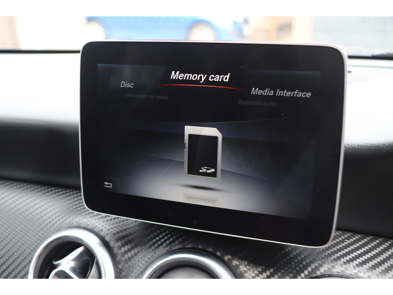 Mercedes-Benz A180 1.6 AMG LINE (PREMIUM) HATCHBACK 5DR PETROL 7G-DCT AUTO HEATED SEATS SATNAV BLUETOOTH APPLE CARPLAY REAR CAM PARKING AIDS 2 OWNERS 71000 MILES SH 72-74 Mitcham Road