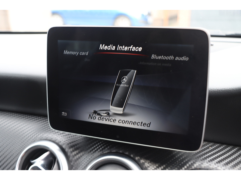 Mercedes-Benz A180 1.6 AMG LINE (PREMIUM) HATCHBACK 5DR PETROL 7G-DCT AUTO HEATED SEATS SATNAV BLUETOOTH APPLE CARPLAY REAR CAM PARKING AIDS 2 OWNERS 71000 MILES SH 72-74 Mitcham Road