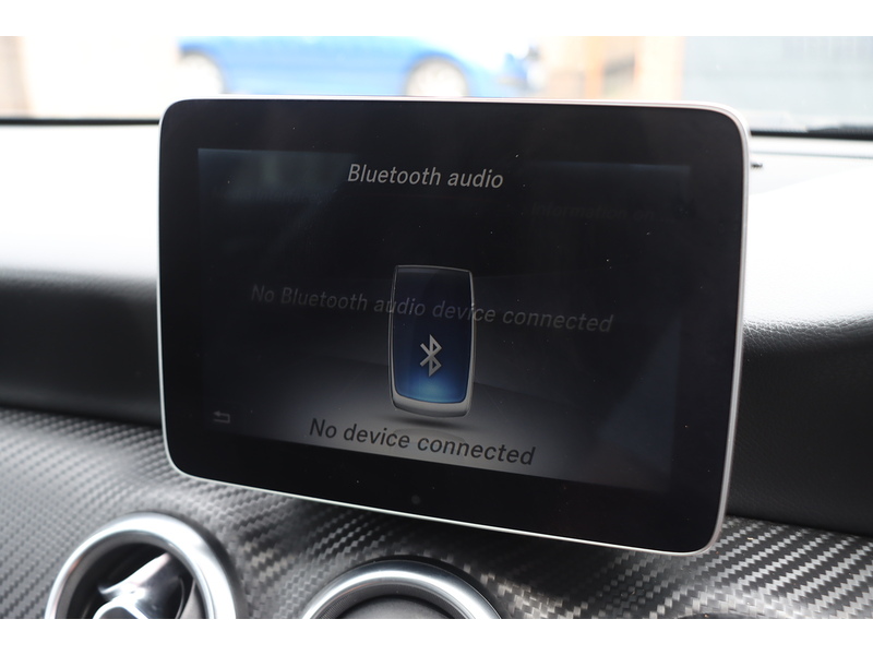 Mercedes-Benz A180 1.6 AMG LINE (PREMIUM) HATCHBACK 5DR PETROL 7G-DCT AUTO HEATED SEATS SATNAV BLUETOOTH APPLE CARPLAY REAR CAM PARKING AIDS 2 OWNERS 71000 MILES SH 72-74 Mitcham Road