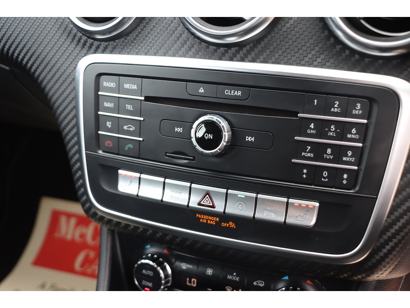 Mercedes-Benz A180 1.6 AMG LINE (PREMIUM) HATCHBACK 5DR PETROL 7G-DCT AUTO HEATED SEATS SATNAV BLUETOOTH APPLE CARPLAY REAR CAM PARKING AIDS 2 OWNERS 71000 MILES SH 72-74 Mitcham Road