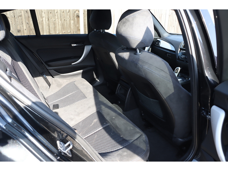 BMW 118I 1.5 M SPORT HATCHBACK 5DR PETROL AUTO SAT NAV BLUETOOTH DAB STEREO AIR CON PARKING AIDS JUST 1 OWNER FROM NEW ONLY 66000 MILES FSH NO ULEZ CHARGE 72-74 Mitcham Road