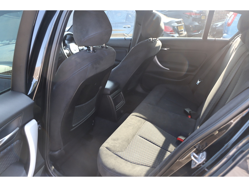BMW 118I 1.5 M SPORT HATCHBACK 5DR PETROL AUTO SAT NAV BLUETOOTH DAB STEREO AIR CON PARKING AIDS JUST 1 OWNER FROM NEW ONLY 66000 MILES FSH NO ULEZ CHARGE 72-74 Mitcham Road