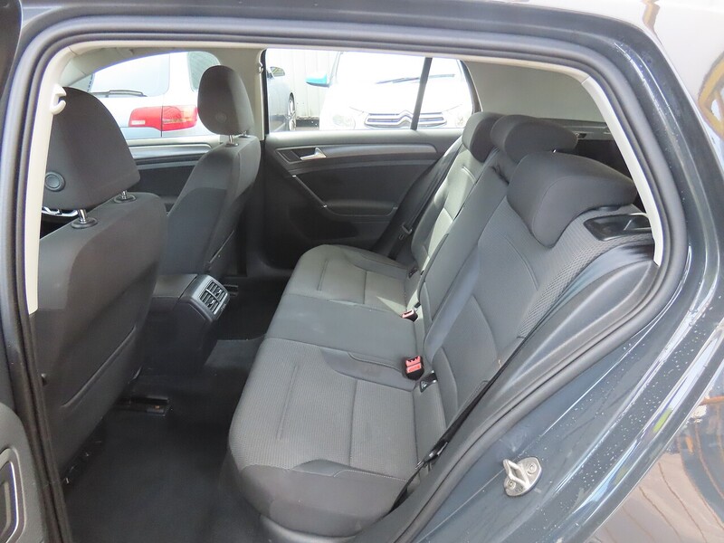 Volkswagen 1.5 TSI EVO SE Nav Hatchback 5dr Petrol DSG AUTO Euro 6 (s/s) (130 ps) SAT NAV ONLY 49000 MILES FROM NEW FULL SERVICE HISTORY 72-74 Mitcham Road