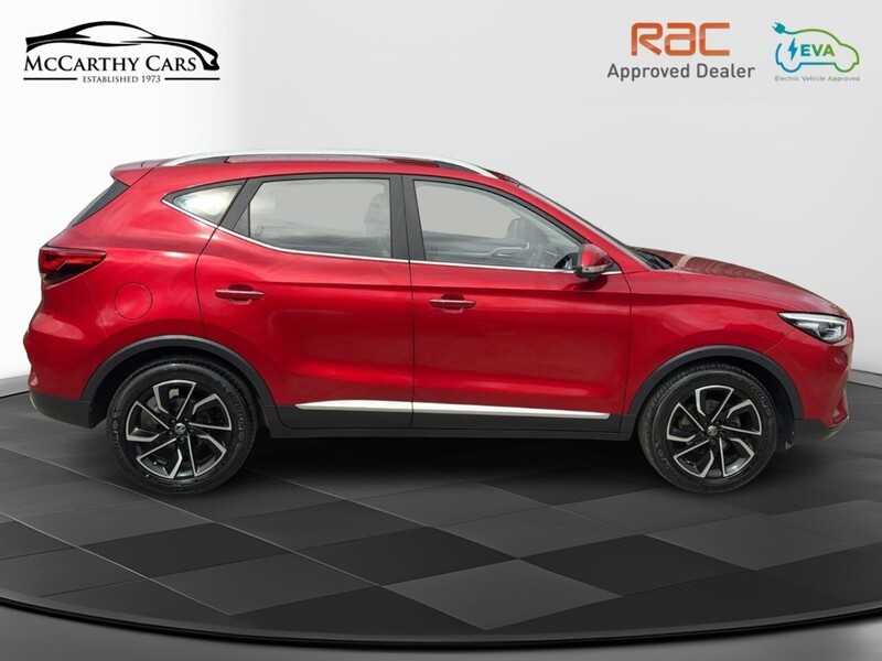 MG 1.5 VTI-TECH EXCLUSIVE SUV 5DR PETROL MANUAL HEATED SEATS SAT NAV BLUETOOTH DAB STEREO APPLE CARPLAY REAR CAMERA PARKING AIDS 2 OWNERS 45000 MILES SH 72-74 Mitcham Road