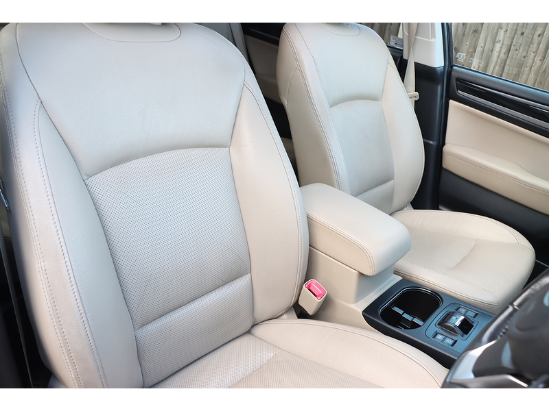 Subaru 2.5I SE PREMIUM ESTATE 5DR PETROL LINEARTRONIC 4WD AUTO SUNROOF HEATED SEATS SAT NAV BLUETOOTH APPLE CARPLAY REAR CAMERA JUST 1 OWNER 78000 MILES SH 72-74 Mitcham Road