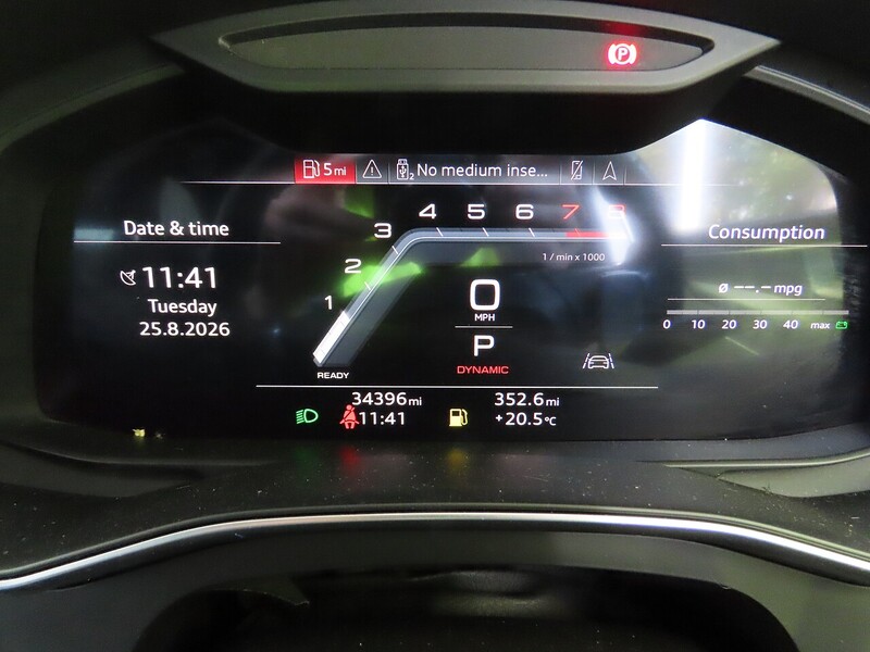 Audi 2.0 TFSI 40 S line Estate 5dr Petrol S Tronic Euro 6 (s/s) (204 ps) JUST 1 OWNER FROM NEW SAT NAV APPLE CAR PLAY REAR CAMERA JUST 34000 MILES 72-74 Mitcham Road