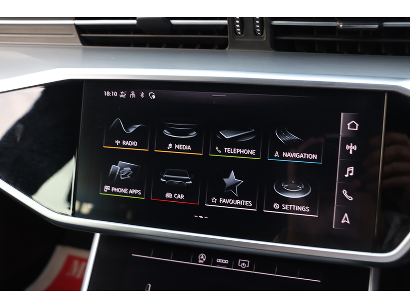 Audi 2.0 TFSI 40 S LINE ESTATE 5DR PETROL S TRONIC AUTO HEATED SEATS SAT NAV BLUETOOTH APPLE CARPLAY REAR CAM PARKING AIDS JUST 1 OWNER ONLY 34000 MILES SH 72-74 Mitcham Road
