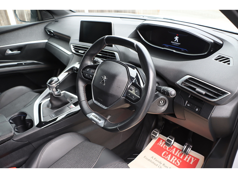Peugeot 1.2 PURETECH GT LINE SUV 5DR PETROL MANUAL 7 SEATER SAT NAV BLUETOOTH DAB STEREO APPLE CARPLAY REAR CAMERA PARKING AIDS 71000 MILES SH NO ULEZ CHARGE 72-74 Mitcham Road