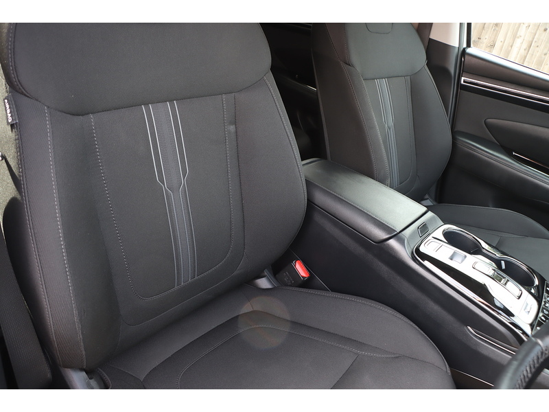 Hyundai 1.6 H T-GDI PREMIUM SUV 5DR PETROL HYBRID AUTO HEATED SEATS SATNAV BLUETOOTH DAB STEREO APPLE CARPLAY REAR CAMERA PARKING AIDS 2 OWNERS 38000 MILES SH 72-74 Mitcham Road