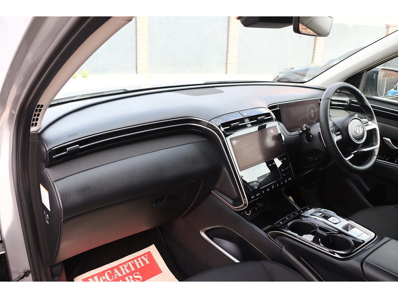 Hyundai 1.6 H T-GDI PREMIUM SUV 5DR PETROL HYBRID AUTO HEATED SEATS SATNAV BLUETOOTH DAB STEREO APPLE CARPLAY REAR CAMERA PARKING AIDS 2 OWNERS 38000 MILES SH 72-74 Mitcham Road