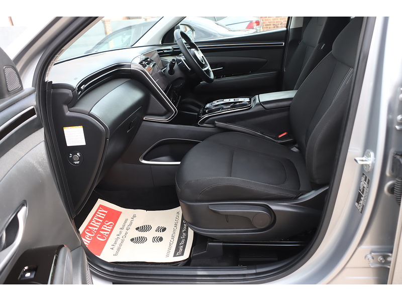 Hyundai 1.6 H T-GDI PREMIUM SUV 5DR PETROL HYBRID AUTO HEATED SEATS SATNAV BLUETOOTH DAB STEREO APPLE CARPLAY REAR CAMERA PARKING AIDS 2 OWNERS 38000 MILES SH 72-74 Mitcham Road
