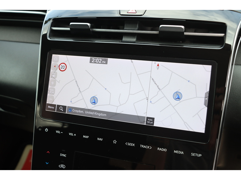 Hyundai 1.6 H T-GDI PREMIUM SUV 5DR PETROL HYBRID AUTO HEATED SEATS SATNAV BLUETOOTH DAB STEREO APPLE CARPLAY REAR CAMERA PARKING AIDS 2 OWNERS 38000 MILES SH 72-74 Mitcham Road