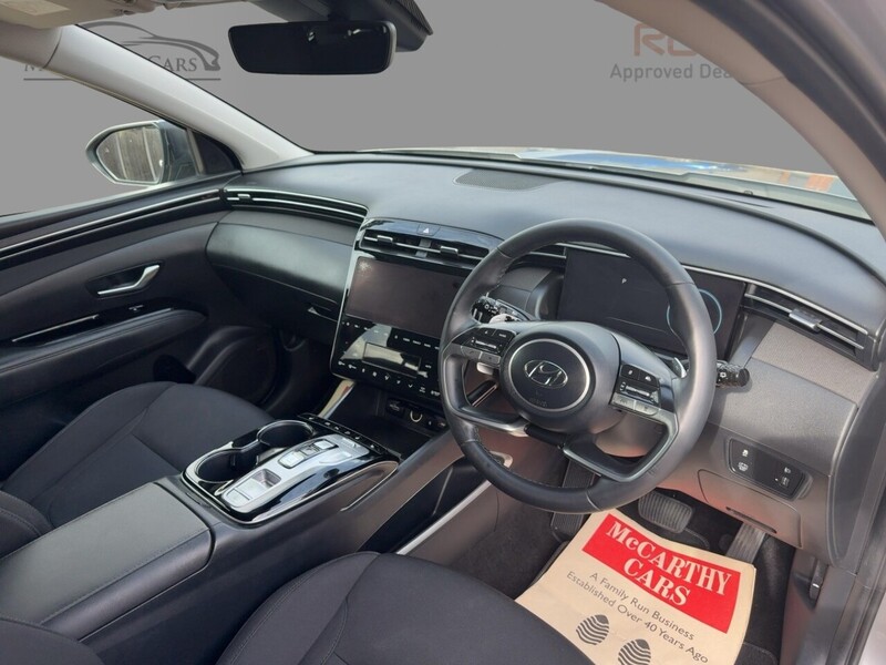 Hyundai 1.6 H T-GDI PREMIUM SUV 5DR PETROL HYBRID AUTO HEATED SEATS SATNAV BLUETOOTH DAB STEREO APPLE CARPLAY REAR CAMERA PARKING AIDS 2 OWNERS 38000 MILES SH 72-74 Mitcham Road