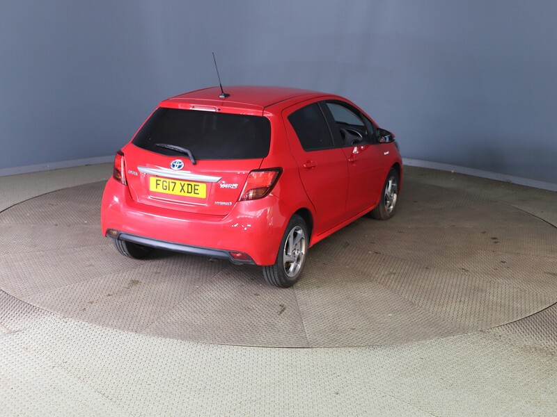 Toyota 1.5 VVT-h Icon Hatchback 5dr Petrol Hybrid E-CVT Euro 6 (s/s) (100 ps) SAT NAV REAR CAMERA BLUETOOTH ONLY 50000 MILES FSH 72-74 Mitcham Road