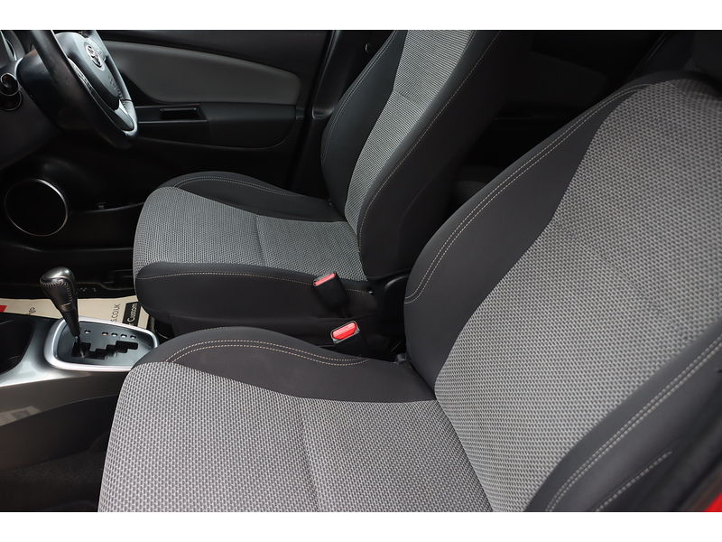 Toyota 1.5 VVT-H ICON HATCHBACK 5DR PETROL HYBRID E-CVT AUTO SAT NAV BLUETOOTH DAB STEREO AUX/USB INPUT REAR CAMERA 50000 MILES FSH 5 SERVICES NO ULEZ CHARGE 72-74 Mitcham Road