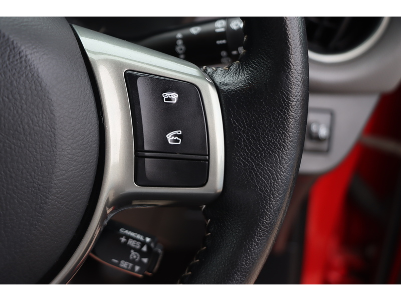 Toyota 1.5 VVT-H ICON HATCHBACK 5DR PETROL HYBRID E-CVT AUTO SAT NAV BLUETOOTH DAB STEREO AUX/USB INPUT REAR CAMERA 50000 MILES FSH 5 SERVICES NO ULEZ CHARGE 72-74 Mitcham Road