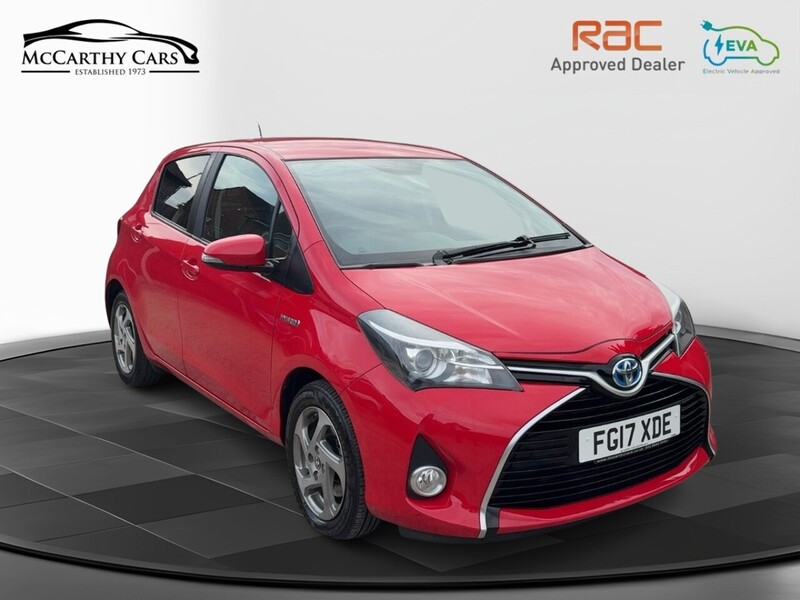 Toyota 1.5 VVT-H ICON HATCHBACK 5DR PETROL HYBRID E-CVT AUTO SAT NAV BLUETOOTH DAB STEREO AUX/USB INPUT REAR CAMERA 50000 MILES FSH 5 SERVICES NO ULEZ CHARGE 72-74 Mitcham Road
