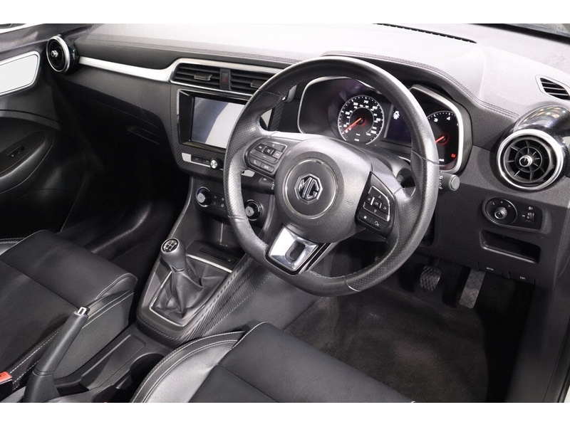 MG 1.5 VTi-TECH Exclusive SUV 5dr Petrol Manual Euro 6 (s/s) (106 ps) 72-74 Mitcham Road