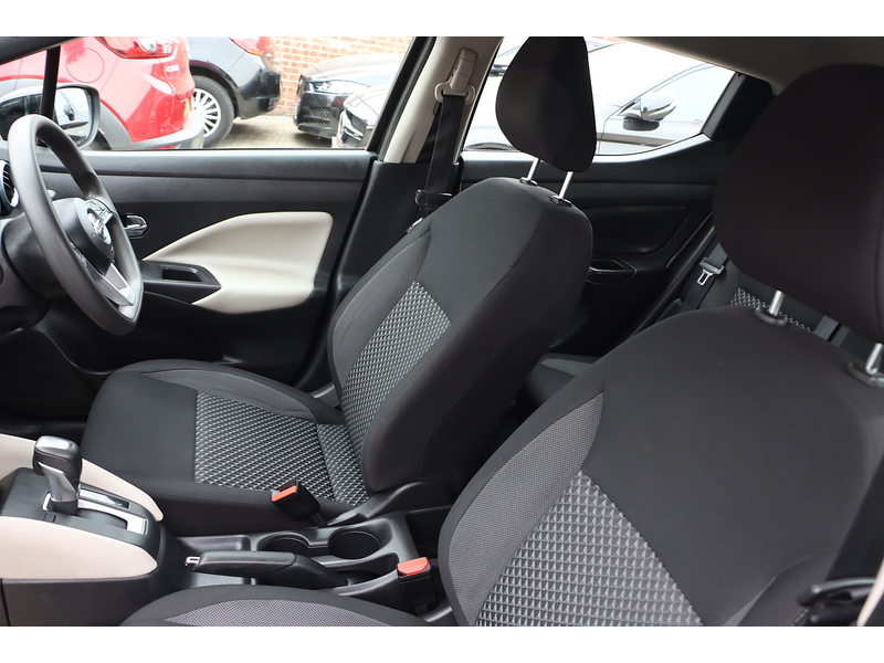 Nissan 1.0 IG-T ACENTA HATCHBACK 5DR PETROL XTRON AUTO SAT NAV BLUETOOTH DAB STEREO APPLE CARPLAY REAR CAMERA PARKING AIDS ONLY 39000 MILES SH NO ULEZ CHARGE 72-74 Mitcham Road