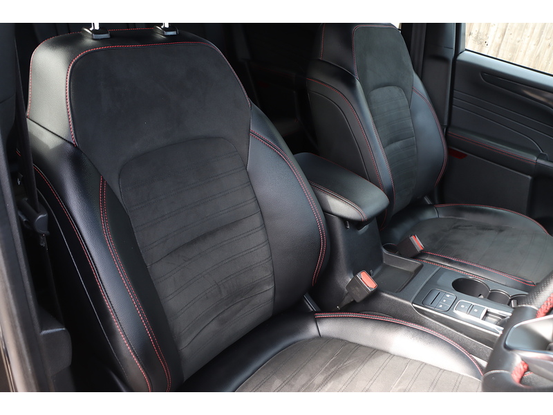 Ford 2.5 ECOBOOST DURATEC 14.4KWH ST-LINE X SUV 5DR PETROL PLUG-IN HYBRID CVT AUTO PAN ROOF HEATED SEATS SATNAV BLUETOOTH APPLE CARPLAY 1 OWNER 54000 MILES 72-74 Mitcham Road