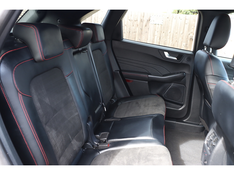Ford 2.5 ECOBOOST DURATEC 14.4KWH ST-LINE X SUV 5DR PETROL PLUG-IN HYBRID CVT AUTO PAN ROOF HEATED SEATS SATNAV BLUETOOTH APPLE CARPLAY 1 OWNER 54000 MILES 72-74 Mitcham Road