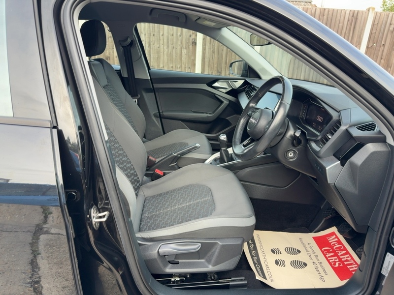 Audi 1.5 TFSI 35 SPORT SPORTBACK 5DR PETROL MANUAL SAT NAV BLUETOOTH DAB STEREO APPLE CARPLAY PARKING AIDS JUST 2 OWNERS ONLY 69000 MILES FSH 7 SERVICES 72-74 Mitcham Road