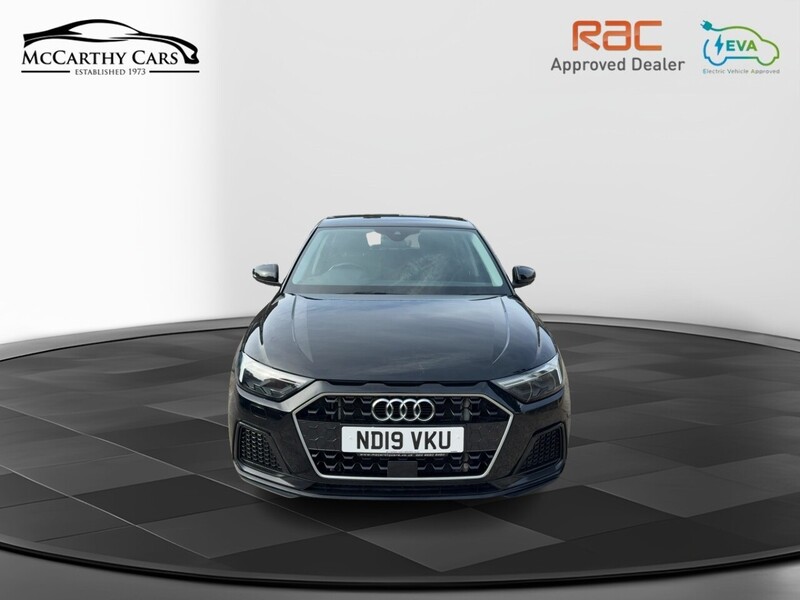 Audi 1.5 TFSI 35 SPORT SPORTBACK 5DR PETROL MANUAL SAT NAV BLUETOOTH DAB STEREO APPLE CARPLAY PARKING AIDS JUST 2 OWNERS ONLY 69000 MILES FSH 7 SERVICES 72-74 Mitcham Road