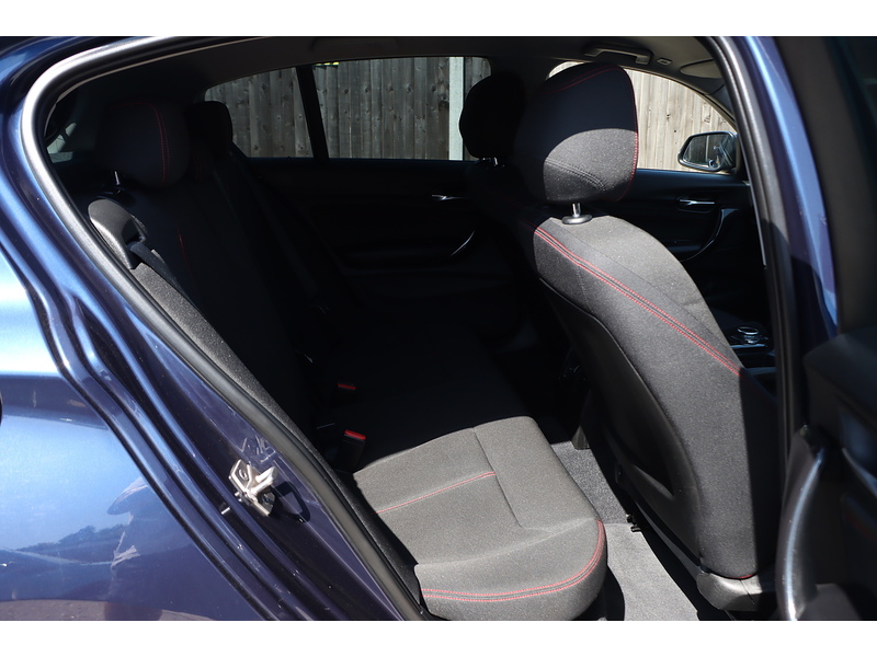 BMW 116I Sport 1.6 5dr Hatchback Automatic Petrol SAT NAV APPLE CAR PLAY REAR CAMERA ONLY 38000 MILES NO ULEZ CHARGE 72-74 Mitcham Road