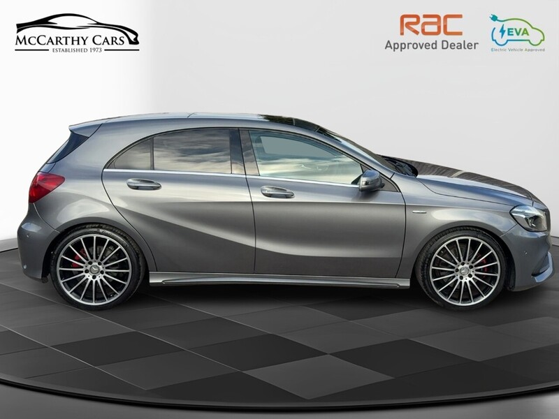 Mercedes-Benz A250 AMG (PREMIUM) HATCHBACK 5DR PETROL 7G-DCT 4MATIC 4WD AUTO SUNROOF HEATED SEATS SAT NAV BLUETOOTH REAR CAMERA 2 OWNERS 81000 MILES FSH 10 SERVICES 72-74 Mitcham Road