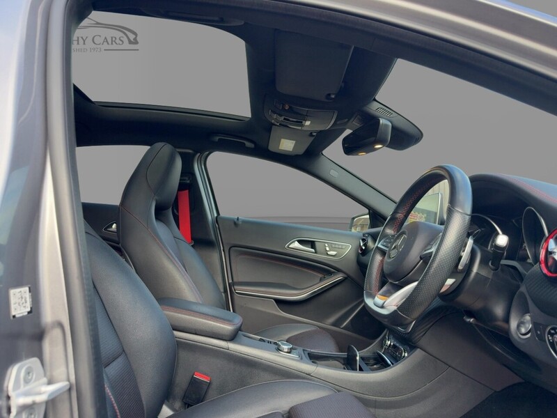 Mercedes-Benz A250 AMG (PREMIUM) HATCHBACK 5DR PETROL 7G-DCT 4MATIC 4WD AUTO SUNROOF HEATED SEATS SAT NAV BLUETOOTH REAR CAMERA 2 OWNERS 81000 MILES FSH 10 SERVICES 72-74 Mitcham Road