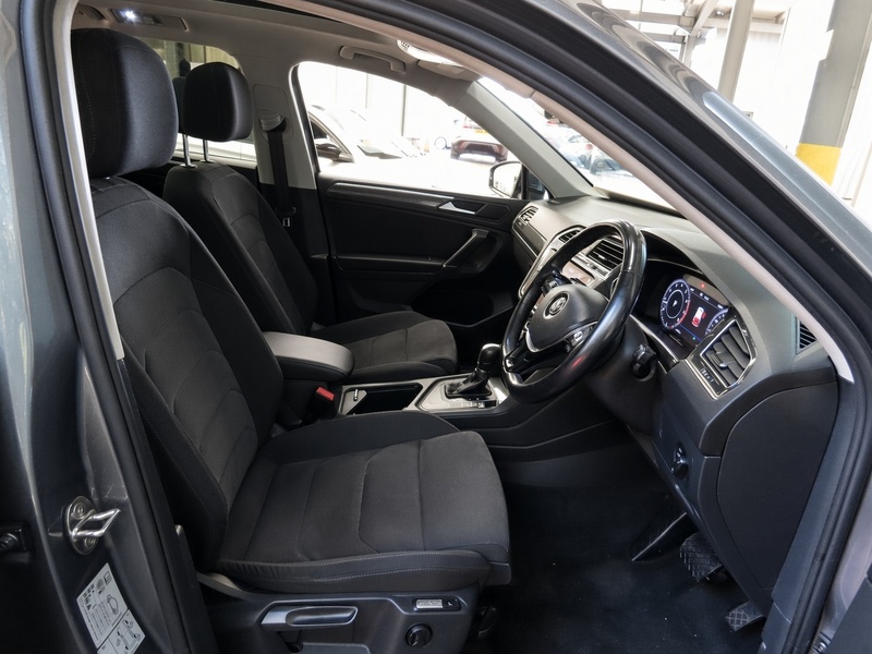 Volkswagen 1.5 TSI EVO SEL SUV 5DR PETROL DSG AUTO EURO 6 (S/S) (150 PS) 7 SEATER SAT NAV APPLE CARPLAY PAN ROOF PARKING AIDS CRUISE JUST 2 OWNERS 66000 MILES 72-74 Mitcham Road