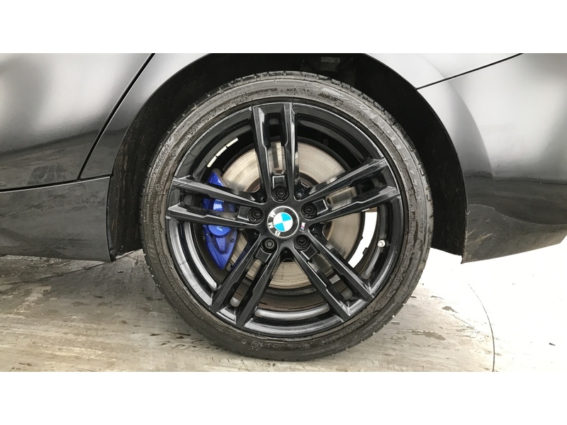 BMW 118I 1.5 M SPORT SHADOW EDITION HATCHBACK 5DR PETROL AUTO EURO 6 (S/S) (136 PS) SAT NAV FULL LEATHER HEATED SEATS 18IN M SPORT ALLOYS 47000 MILES 72-74 Mitcham Road