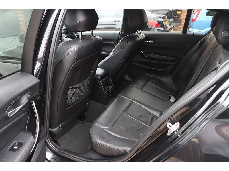BMW 118I 1.5 M SPORT SHADOW EDITION HATCHBACK 5DR PETROL AUTO HEATED SEATS SAT NAV BLUETOOTH DAB STEREO PARKING AIDS SAME OWNER FOR 4 YEARS 47000 MILES SH 72-74 Mitcham Road