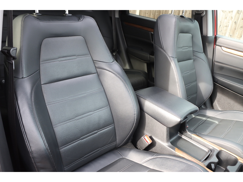 Honda 1.5 VTEC TURBO EX SUV PETROL 4WD AUTO PANORAMIC SUNROOF HEATED SEATS SATNAV BLUETOOTH DAB RADIO REAR CAMERA PARKING AIDS 49000 MILES FSH NO ULEZ 72-74 Mitcham Road
