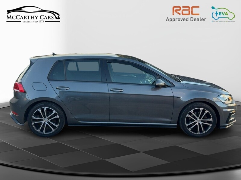Volkswagen 1.5 TSI EVO R-LINE HATCHBACK 5DR PETROL MANUAL SATNAV BLUETOOTH DAB RADIO APPLE CARPLAY REAR CAMERA PARKING AIDS SAME OWNER FOR 5 YEARS 82000 MILES SH 72-74 Mitcham Road