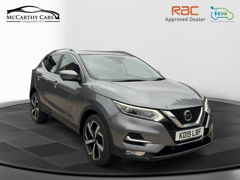 Nissan 1.3 DIG-T TEKNA SUV 5DR PETROL DCT AUTO PAN ROOF HEATED SEATS SATNAV BLUETOOTH APPLE CARPLAY REAR & 360 CAMERA JUST 1 OWNER 36000 MILES FSH 5 SERVICES 72-74 Mitcham Road